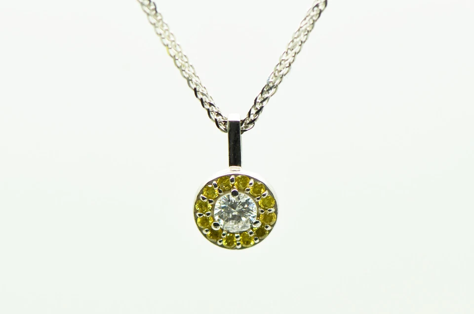 Collar Colgante Halo Diamante Real Amarillo Redondo Oro Blanco 14K 0.40 ct Tratado Foto 2 de 4