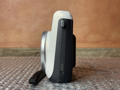 Fujifilm Instax Mini 70 - Bianca Moon White - Imagen 2 de 6