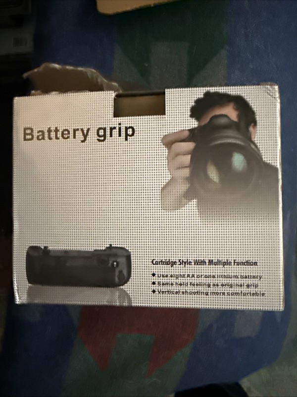nikon d700 battery grip