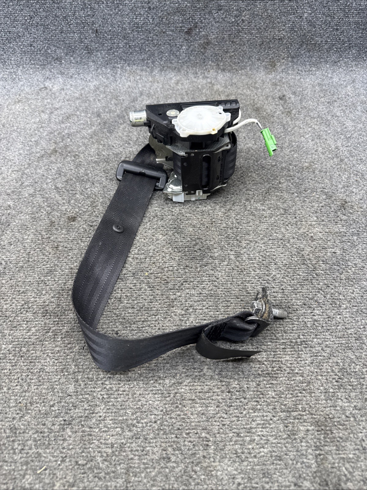 2008-2019 MASERATI GRANTURISMO S M145 RIGHT PASS REAR SEATBELT RETRACTOR OEM