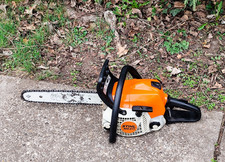 STIHL MS 211 Motorsäge mit Schwert u. Kette