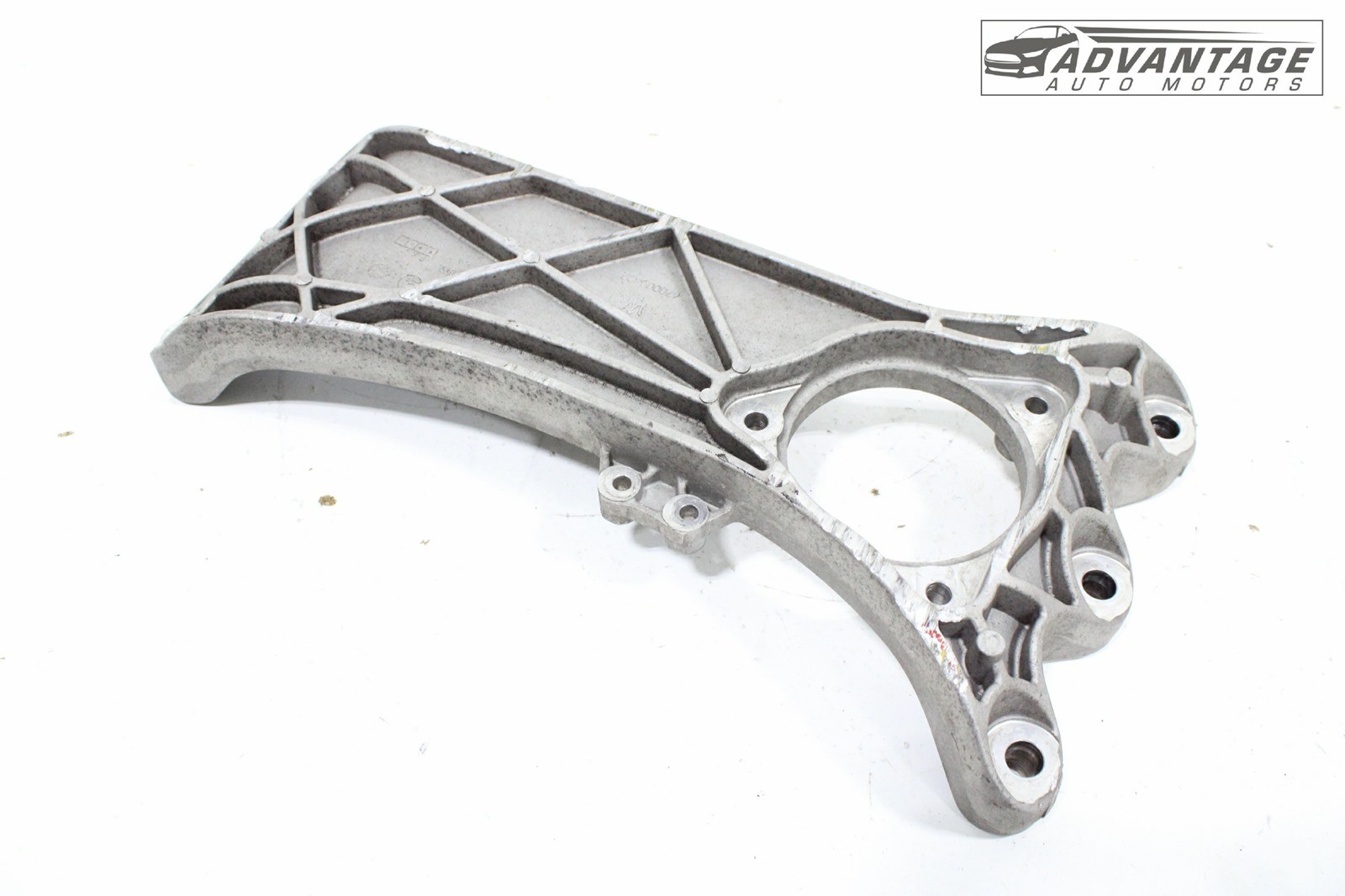 2014-22 MASERATI QUATTROPORTE AWD TRANSMISSION GEARBOX MOUNT SUPPORT BRACKET OEM