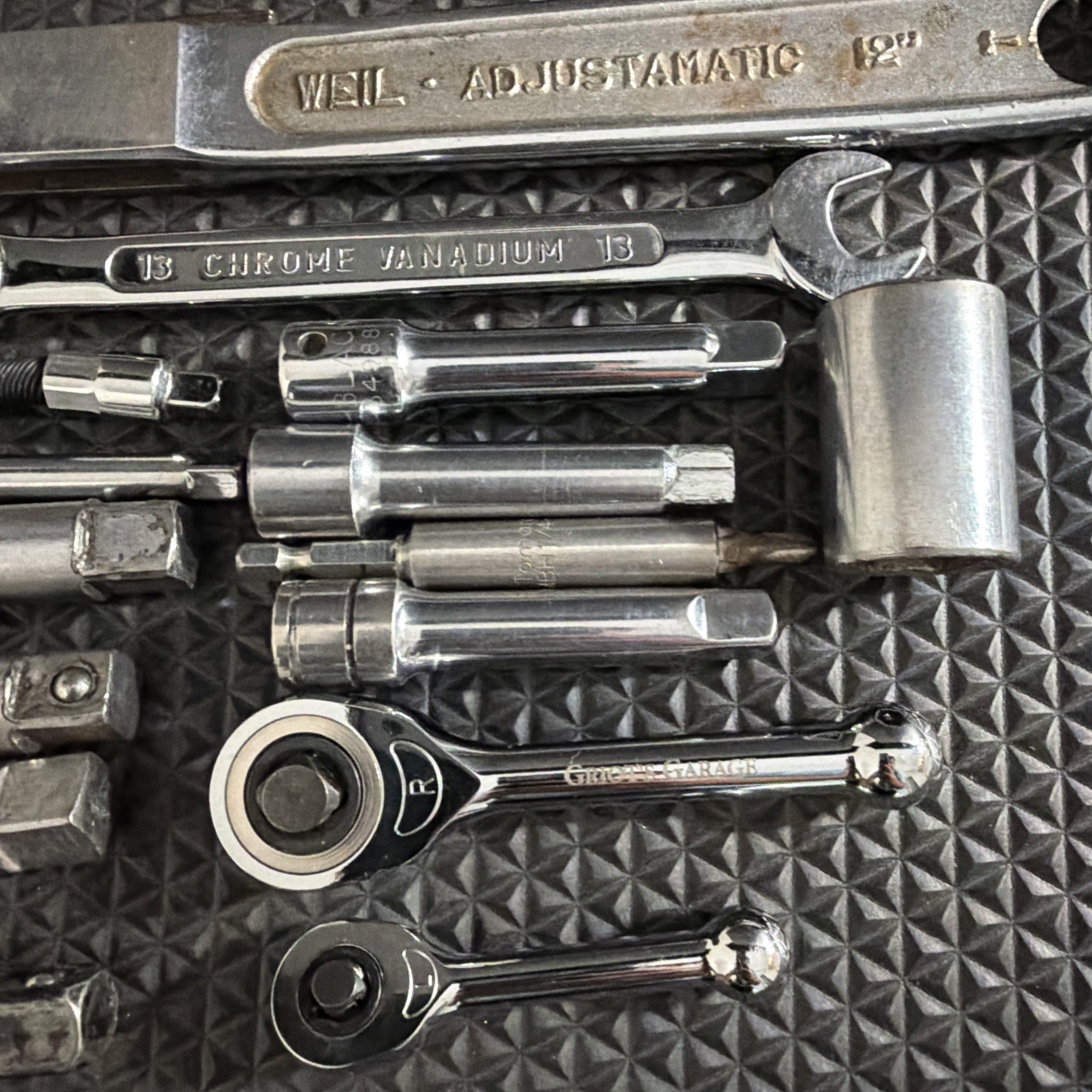 Lot of 16 Miscellaneous Tools Wrenches & Sockets | eBay