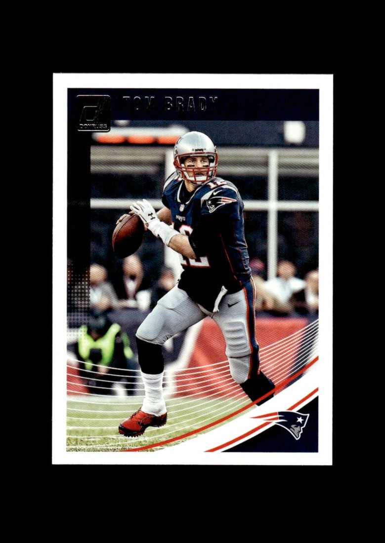2018 Donruss: #183 Tom Brady NM-MT OR BETTER