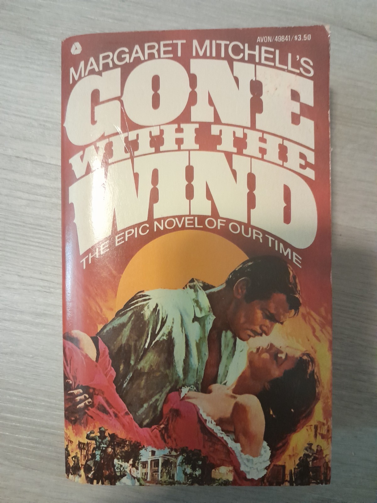 1973 Avon Books Gone with the Wind Magaret Mitchell Paperback