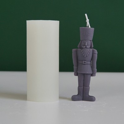3D King Silicone Mold for Baking Chocolate Cake Dessert Mould Making DIY