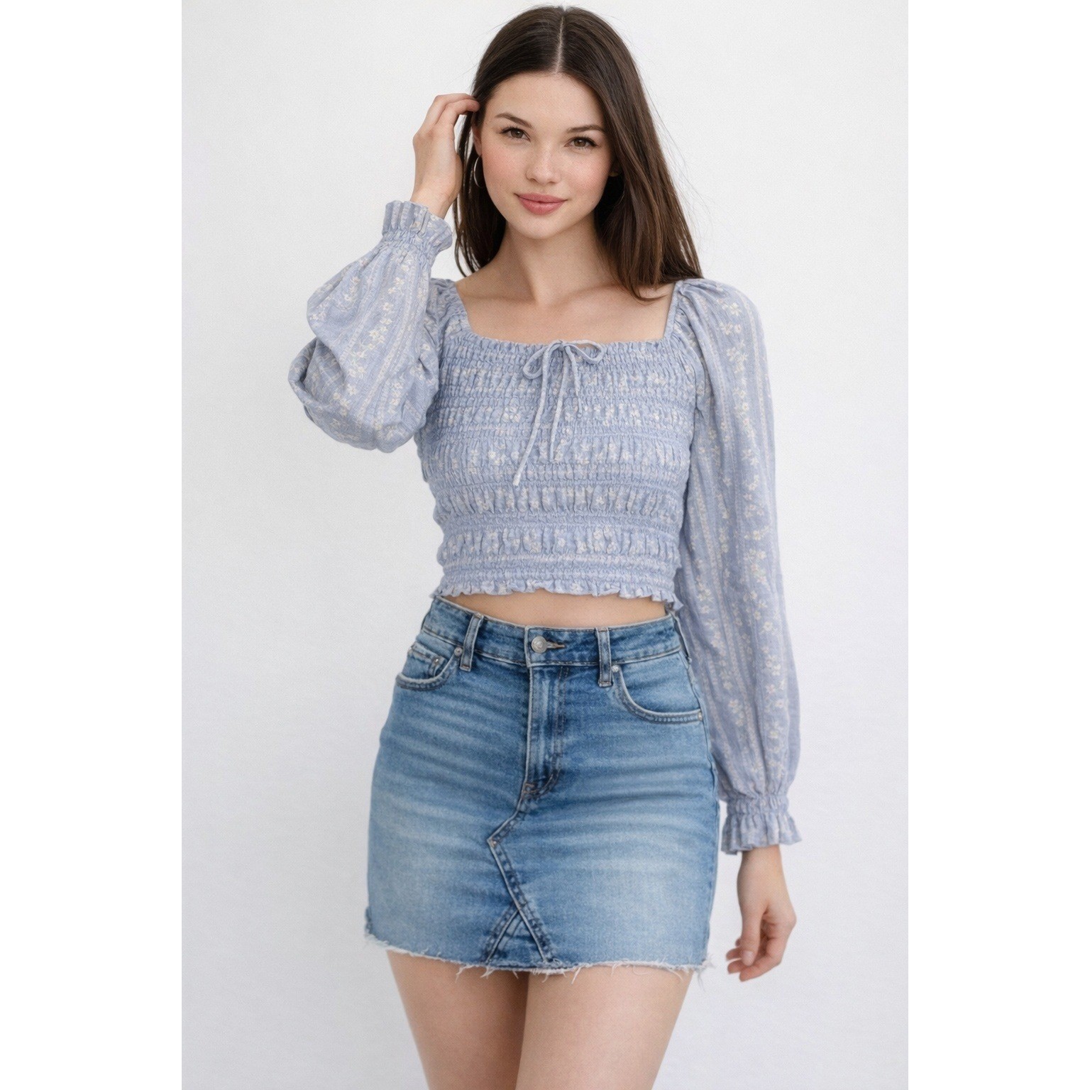 American Eagle Blue Floral Smocked Crop Top Cottagecore Prairie Peasant Small