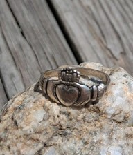 Sterling Silver Irish Friendship Claddagh Hand Heart Crown Band Ring 925 Sz: 6