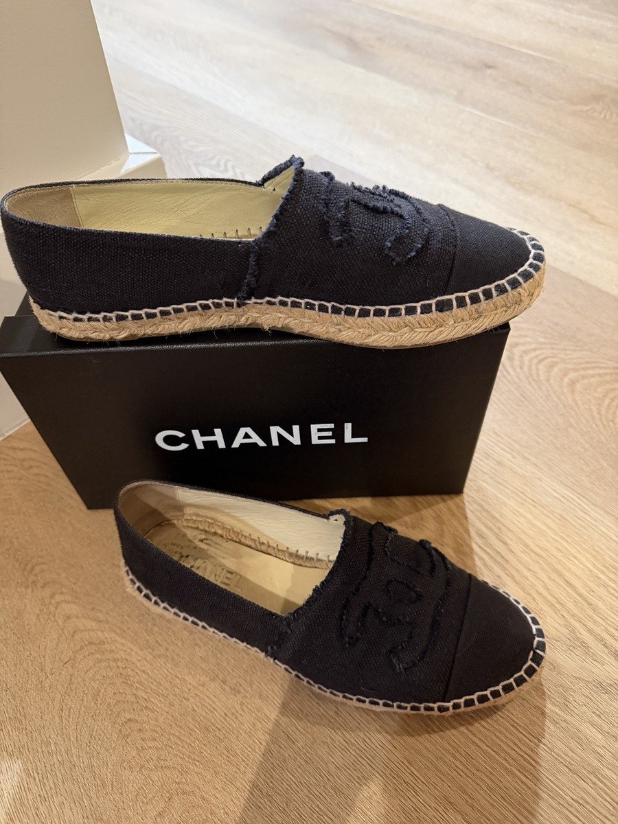 Chanel CC Black Canvas Tweed Espadrilles Flats Slip On Shoes