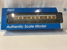 Dapol N Gauge 2P-000-155 Collett Coach Chocolate And Cream 3rd Shirt button 581