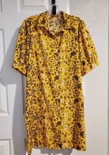Short Sleeve Knee-Length Yellow Floral Button Up Collared Dress
