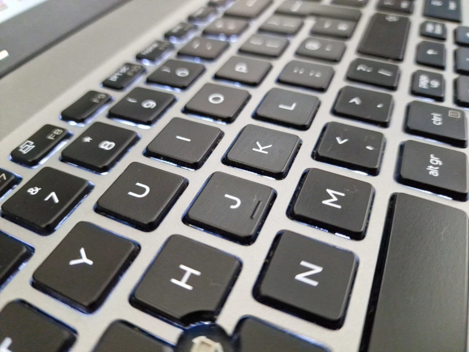 Dell Latitude 5510 · i5-10310U · 4GB · 128GB, photo 4 of 5