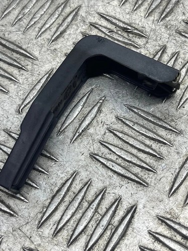 AUDI A8 D3 4E2, 4E8 Rechte Scheinwerferhalter 15812900 4E0941453 4.00 28255451