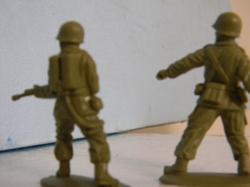 2 Original Matchbox WW11 American Infantry 1/32nd Free Shipping(Feb. Listing) - Picture 5 of 8
