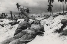 WW2 Picture Photo 1943 US Marines in prone position on beach at Tarawa 2079