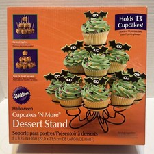 WILTON Cupcakes n More Dessert Stand Holds 13 Cupcakes Caramel Apples NIB