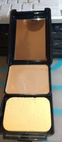 RARE COVERGIRL Queen Collection Natural Hue Compact Foundation Q500 Rich Sand - Picture 3 of 3