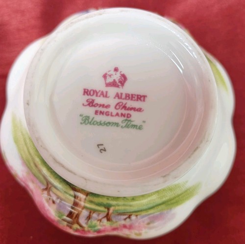 Mini azucarero abierto vintage Royal Albert "Blossom Time" Bone China rosa hecho en Reino Unido - Imagen 6 de 8