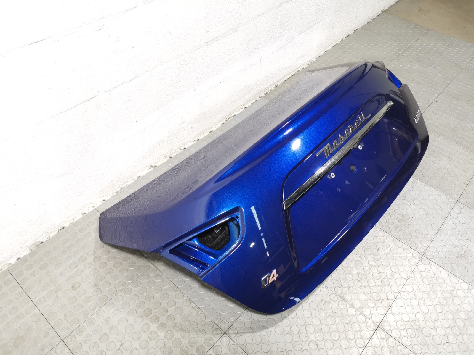 Maserati Ghibli S Q4 2015 Rear Trunk Lid Tailgate With Camera Blue Color OEM