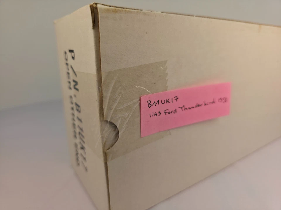 New Sealed in Original Box 1/43 Franklin Mint 1958 Ford Thunderbird B11UK17 - Image 3 of 4