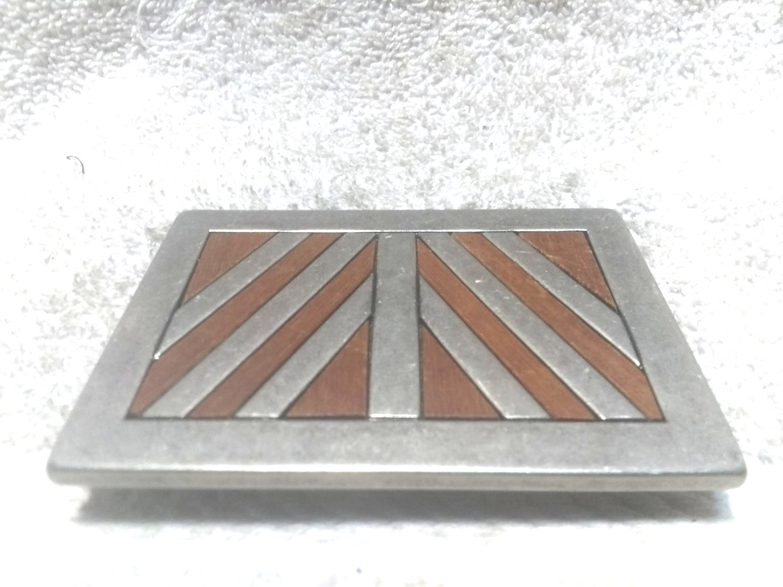 Embedded Diagonal Wood Pattern Silver Frame Recta… - image 6