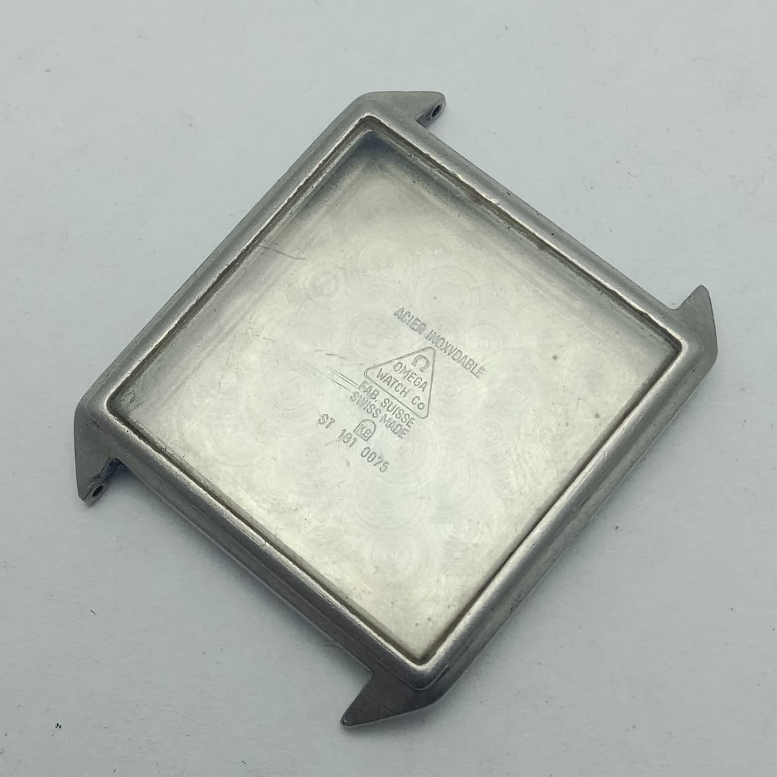 QBS29 191.0075 De Parts Quartz for ville Case Vintage TV Watch Omega - vintagewatches.pk