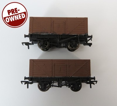 2x Waggons umlackiert Bohle mit Ladungen Bachmann UNVERPACKT (JAN-52) OO