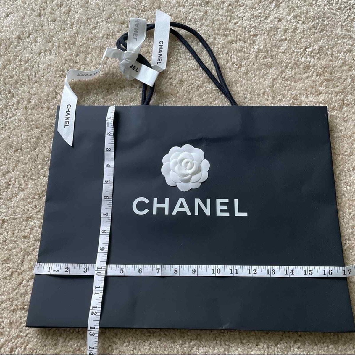 値下げ‼️CHANELCHANCE 150ml 箱・袋付き‼︎ Chanel Sneakers Grey - Designer WishBags