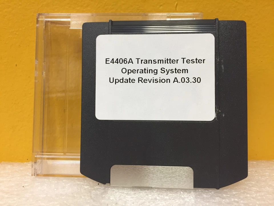 Probador de transmisor Agilent / HP E4406A, actualización de sistema operativo A.03.03. Disco ZIP, ¡Nuevo! - Imagen 1 de 1