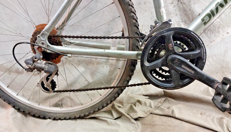 Bicicleta de MTB Diamondback Sorrento 2015 grande 19" rígida Shimano triple remitente a EE. UU. Foto 3 de 4