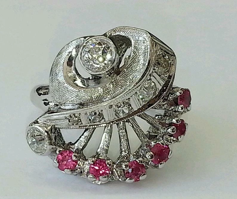 Vintage 925 Solid Silver 1.15CT Old Cut Cubic Zirconia & Pink Ruby Cluster Ring - Image 3 of 4