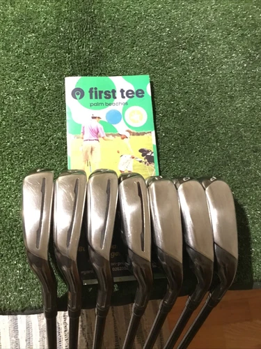 TaylorMade M2 Irons Set (4-PW) REAX 65 Graphite Shafts *VGC*