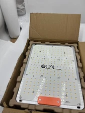 Qual Genuine LED Luminaire Grow Light Q100 120-277VAC 50/60Hz 1.0A 100W