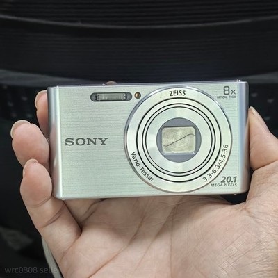 Sony DSC-W830 Cyber-Shot CCD 20.1MP 8x Optical zoom Digital Camera Silver