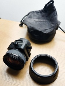 Canon EF 45mm F/2.8 TS-E tilt shift Lens