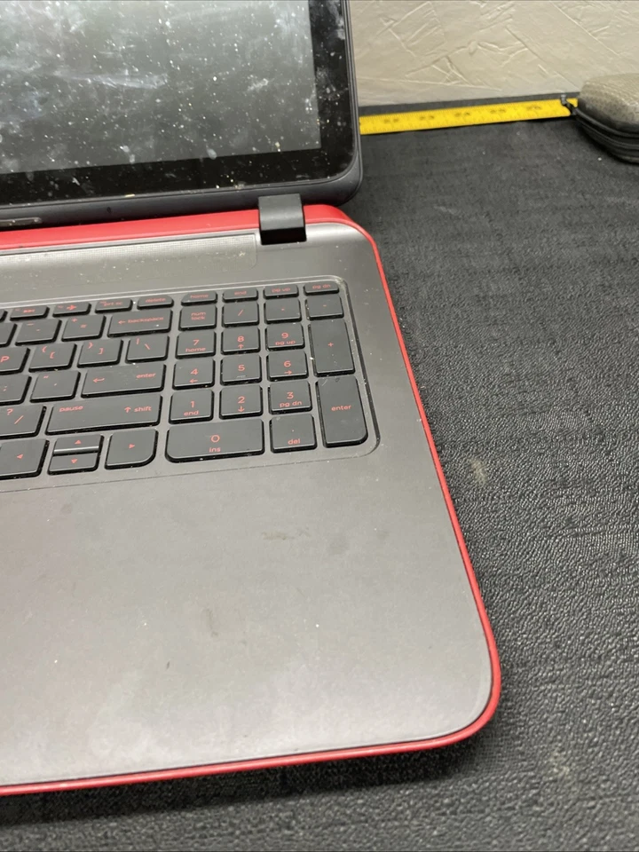 Portátil HP Beats Audio Edición Especial 15 para piezas o reparación - SIN PROBAR (2) Foto 4 de 4