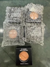 MAC Cosmetics Eye Shadow – Motif (Frost) – 0.05 oz / 1.5 g (New)