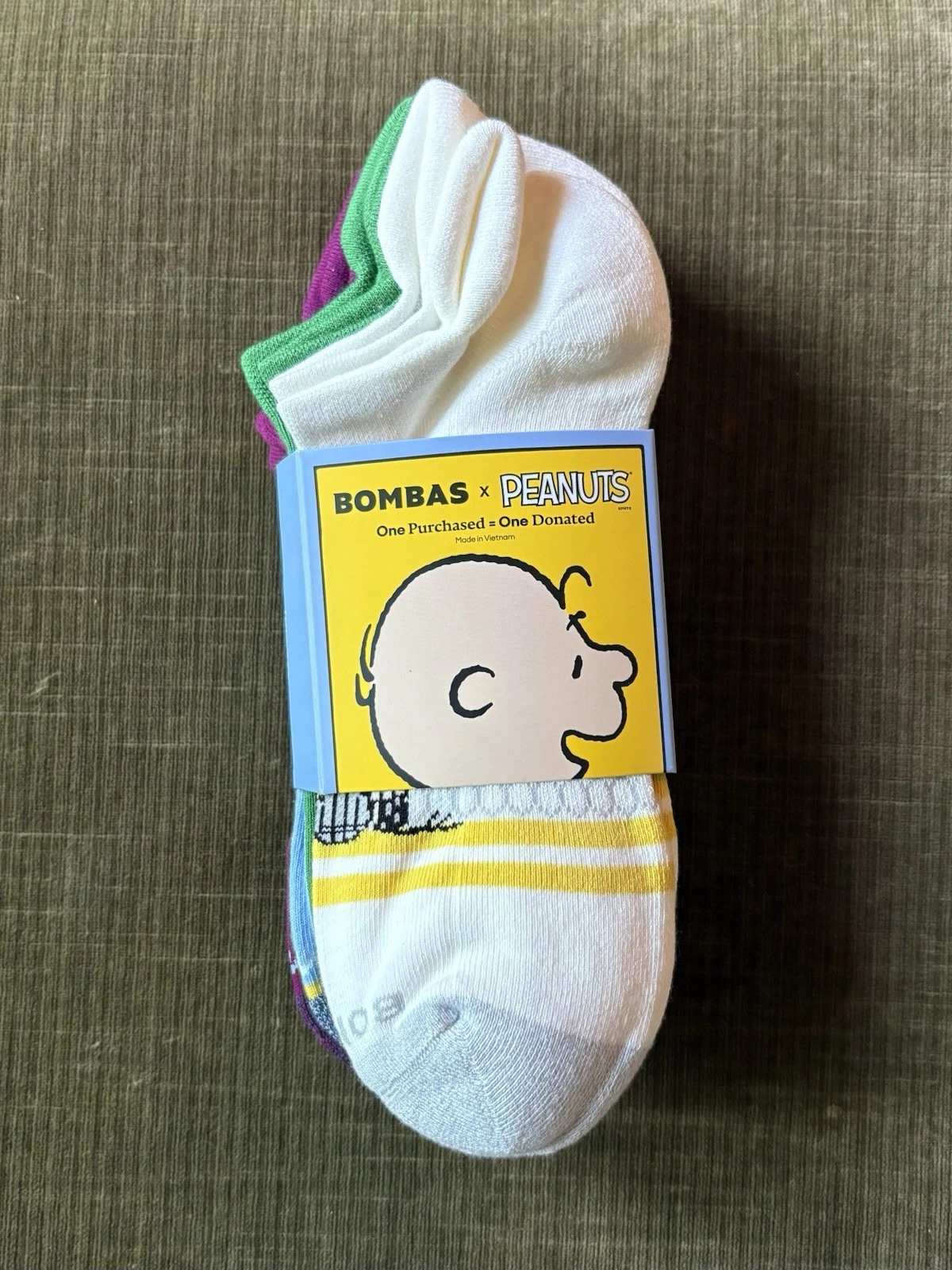 BOMBAS x PEANUTS Limited Edition Rare Women’s Large Ankle Socks.
Opens in a new window or tab