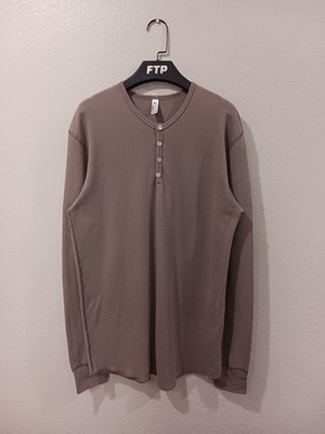 American Apparel 2010s ''Baby Thermal'' 4 Button Long Sleeve Dexter Morgan Henley