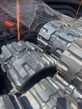 Rubber Track 18" 450 x 86 x 55 C-Lug fits Bobcat fits new holland fits cat