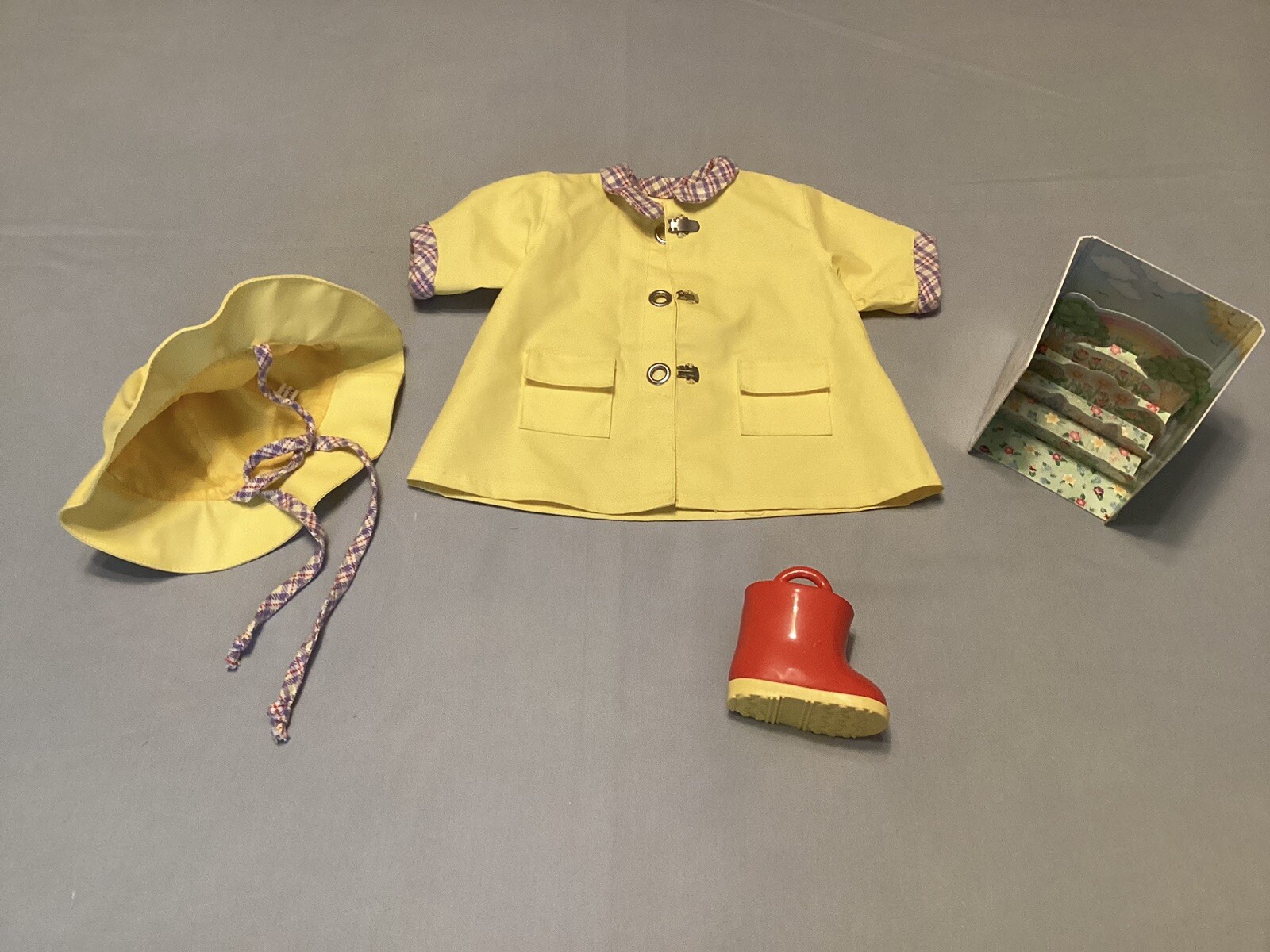 Pleasant Company American Company Bitty Baby Rainy Day Set 1999, Partial