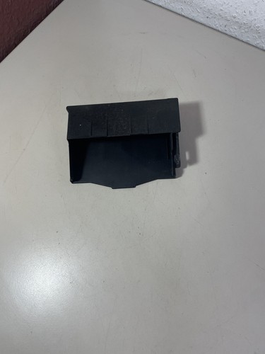 Sicherungskastendeckel Opel Astra G 1999 Motorraum 90589541