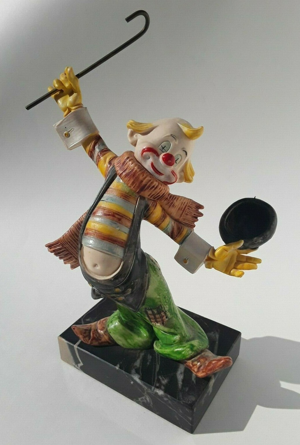 FONTANINI SIMONETTI CLOWN HAT & CANE STATUE DEPOSE ITALY 954 CARRARA MARBLE BASE