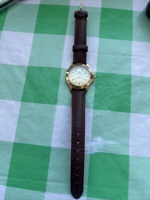 Vintage Montreux Gold Tone Red Leather Band Quartz Watch | eBay display picture 3