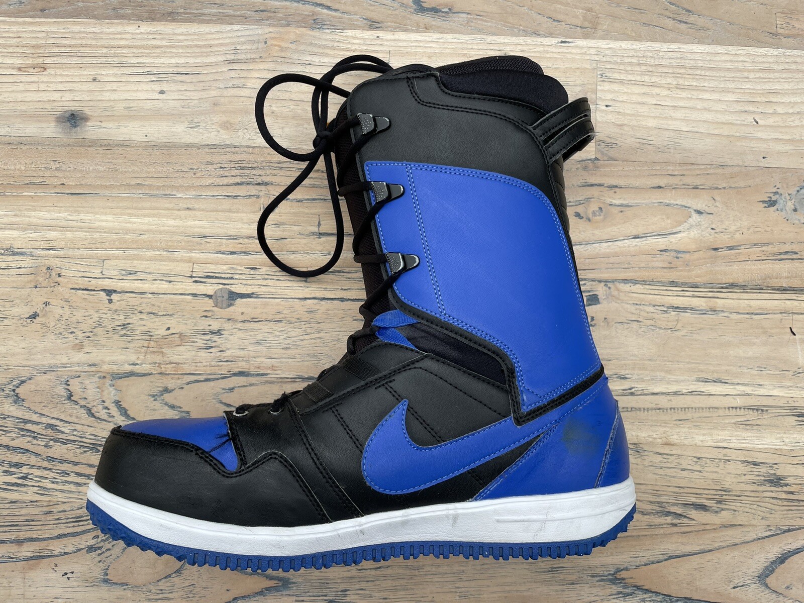 Sz12 Nike Vapen Snowboard Boots Varsity 