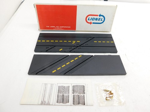 Lionel Nr. 5416 LEMANS START ROADWAY 9" für HO MODEL RACING NOS MIB