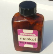 Maskol Humbrol in bottiglia di vetro marrone anni 70