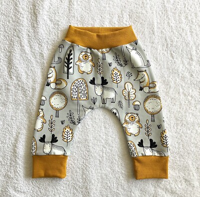 Handgefertigte Baby Unisex Haremshose, Woodland Baggy Hose 3-6 Monate