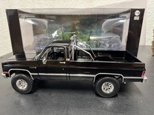 Greenlight 1982 GMC K-2500 Sierra 1/18 Black Chrome Trim #174 of 600  BLEMISH