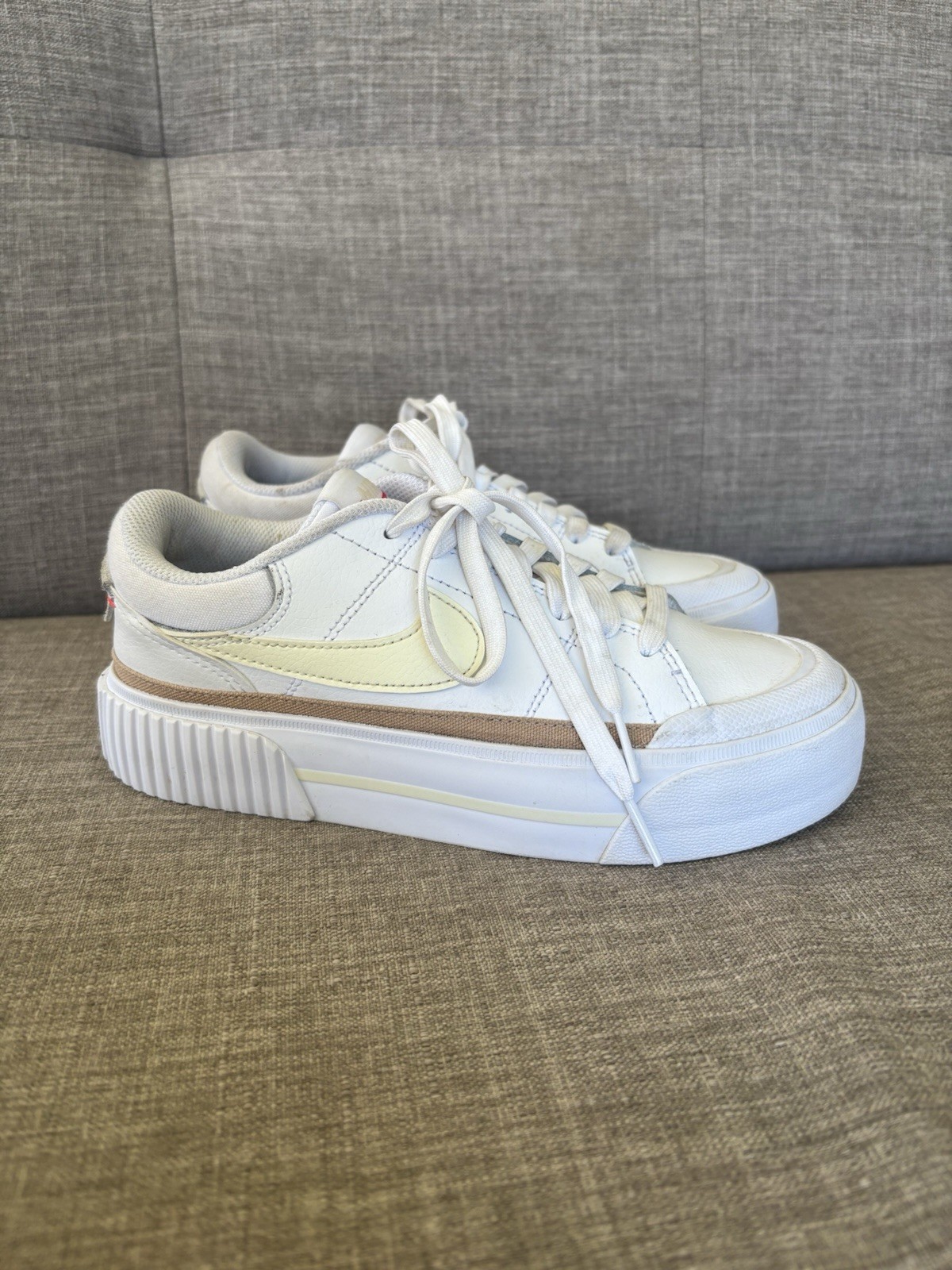 Platform Sneakers Court Legacy Women's Sneaker Nike Court